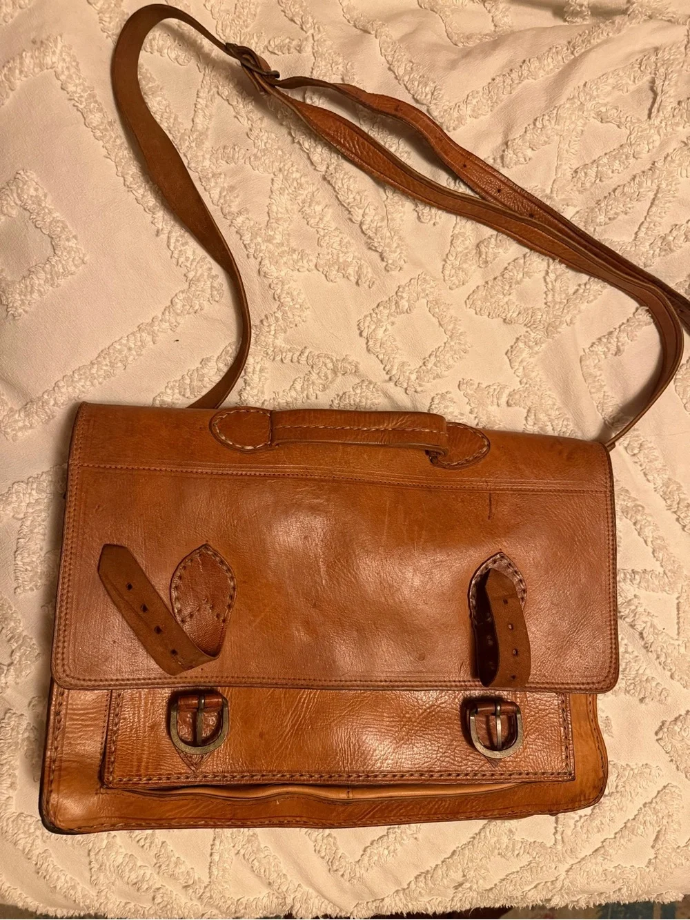 Men's Vintage Leather Messenger Bag with Adjustable Strap & small inner satchel